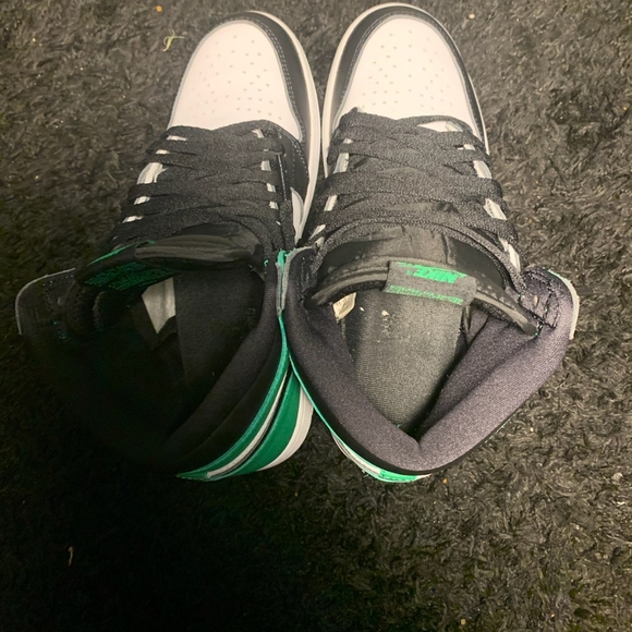 Jordan 1 shoes - Picture 3 of 3